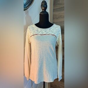 Knox Rose Cream and Gray Lace Top